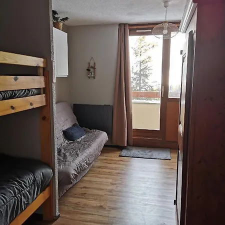 Apartment Renove Chamrousse, Au Pied Des Pistes.